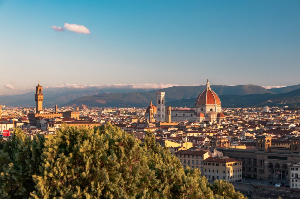 Sunrise view on Florence city centre and Duomo from Vista panoramica di Firenze